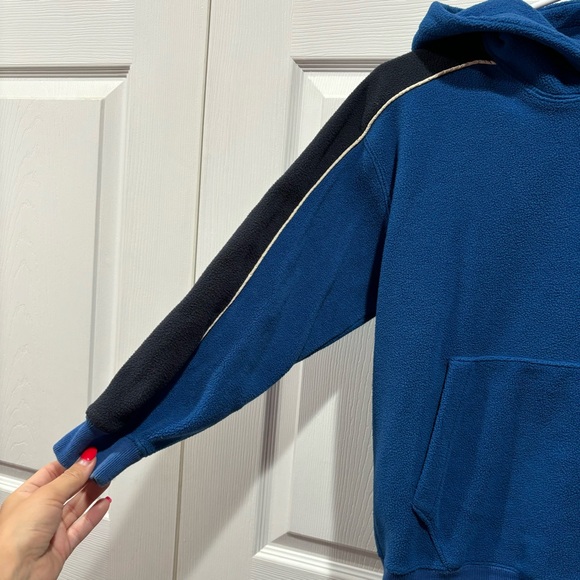 GAP Boy’s Striped Fleece Hooded Hoodie Sweatshirt - blue & black, size M (7-8) - Picture 3 of 5